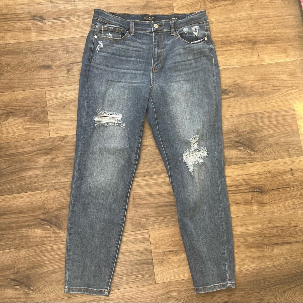 Judy Blue Slim Fit Ankle Distressed Jeans Women’s Size 15/32 JB82172MD NWOT